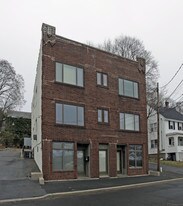 113 S Water St in Greenwich, CT - Building Photo