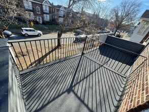 4945 Mardel Ave, Unit 4945A Mardel - 2nd Floor in St. Louis, MO - Building Photo - Building Photo