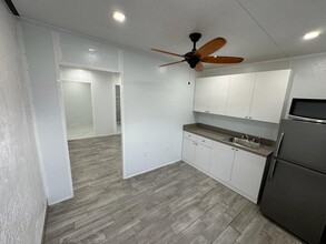 3378 W 74th St in Hialeah, FL - Building Photo - Building Photo
