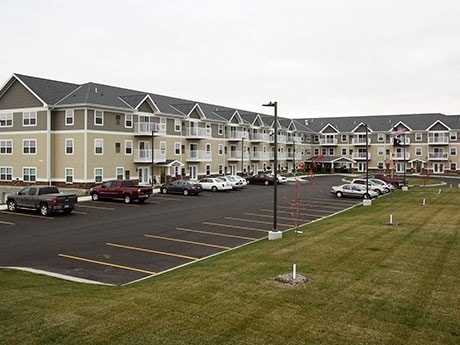 Stetson Village Apartments in Fergus Falls, MN - Foto de edificio