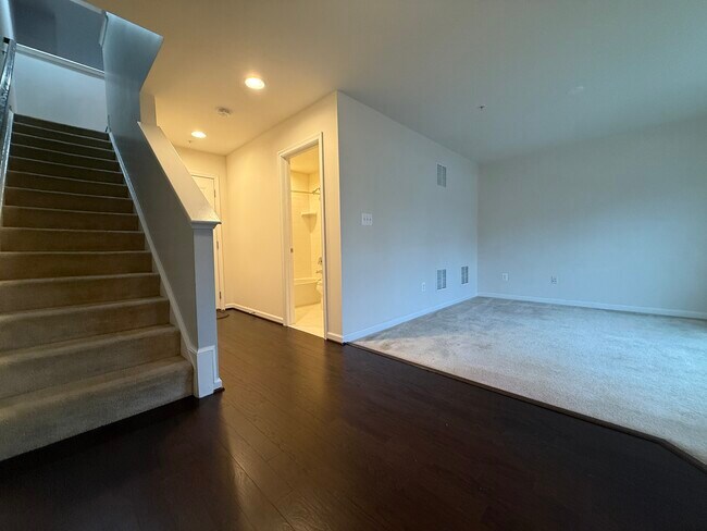 8414 Pine Bluff Rd in Frederick, MD - Building Photo - Building Photo