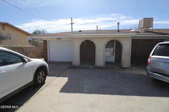 6937 Alto Rey Ave in El Paso, TX - Foto de edificio - Building Photo