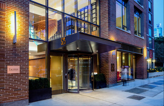 525 West 52nd in New York, NY - Foto de edificio - Building Photo