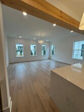 1217 Ivy Rd in Oxford, MS - Foto de edificio - Building Photo