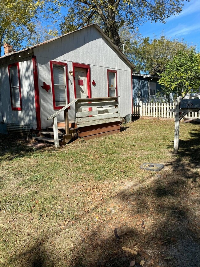 property at 819 Mora St
