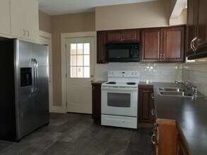 1958 W 4th St in Fort Wayne, IN - Building Photo - Building Photo