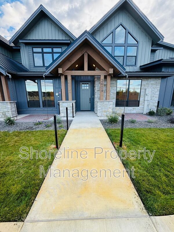 property at 2009 Freya Ct