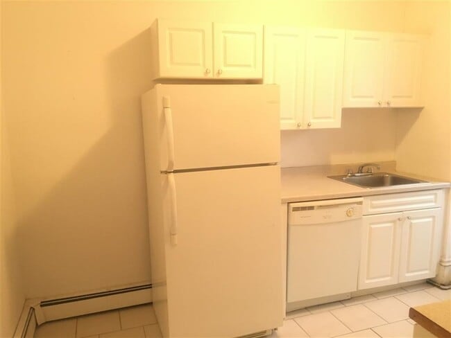 217 10th St in Hoboken, NJ - Building Photo - Building Photo