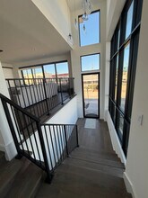 116 W Channel Islands Blvd in Oxnard, CA - Foto de edificio - Building Photo