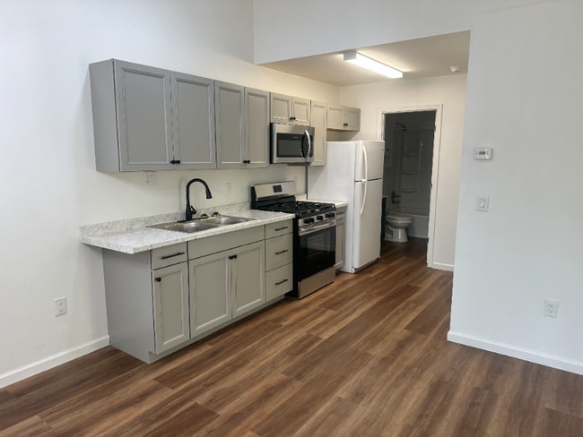 581 E Mulchatna Dr in Wasilla, AK - Building Photo - Building Photo