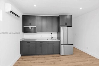 419-478 78th St in Miami Beach, FL - Foto de edificio - Building Photo