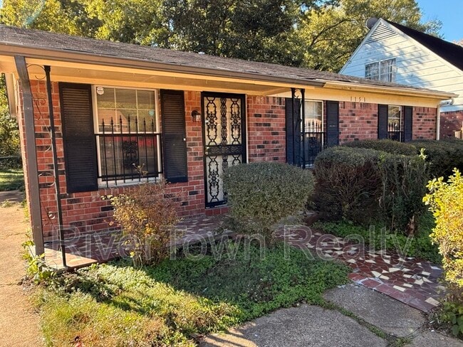 1151 Canary Ln in Memphis, TN - Building Photo - Building Photo