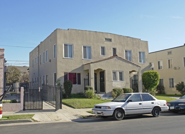 1400 S Bronson Ave in Los Angeles, CA - Building Photo - Building Photo