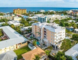 1931 NE 2nd St in Deerfield Beach, FL - Building Photo