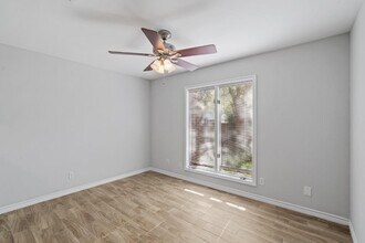 3326 Foster Ln in Austin, TX - Building Photo - Building Photo