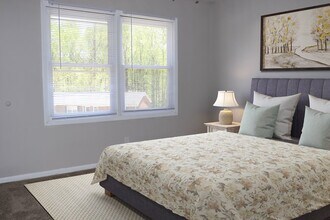 Caswell at The Manor in Winston-Salem, NC - Foto de edificio - Building Photo