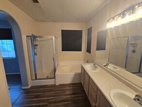 5916 Sleepy Nights Rd NW in Albuquerque, NM - Building Photo - Building Photo