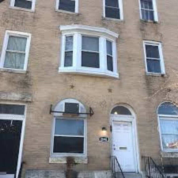 2048 Linden Ave in Baltimore, MD - Building Photo