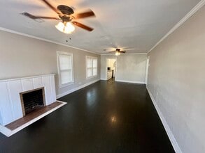1625 Ave Y in Lubbock, TX - Building Photo - Building Photo