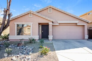 42539 W Michaels Dr, Unit G in Maricopa, AZ - Building Photo