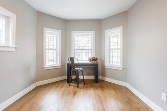 40 Champney St, Unit 2 in Boston, MA - Building Photo - Building Photo