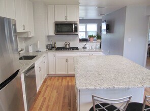 2028 S Branch Rd, Unit 1 in Branchburg, NJ - Building Photo - Building Photo