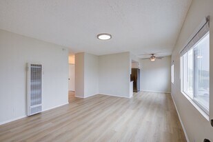 1620 W 209th St in Torrance, CA - Building Photo