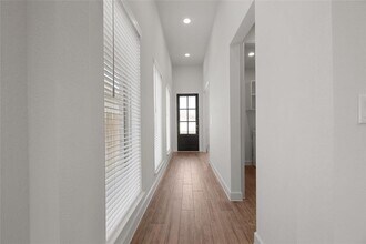 123 Plumbago Loop in Bastrop, TX - Building Photo - Building Photo