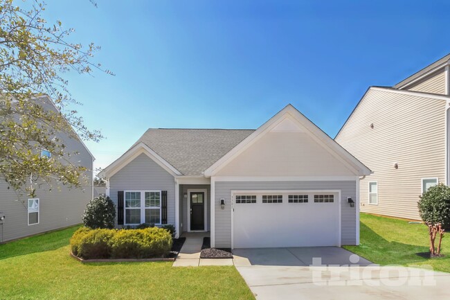 property at 3301 Pikes Peak Dr