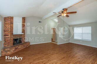 2334 Webster Ranch Rd in Friendswood, TX - Foto de edificio - Building Photo