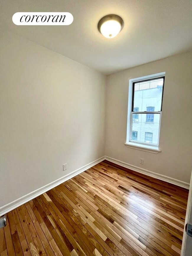 317 E 3rd St in New York, NY - Building Photo - Building Photo