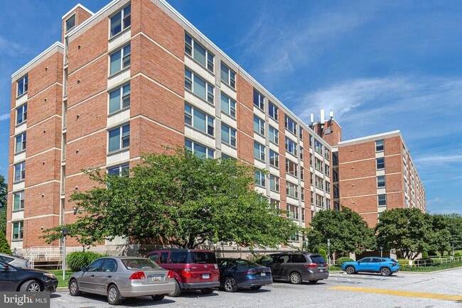 property at 4401 Roland Ave