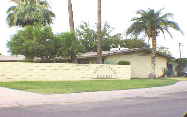 Scottsdale Sunset in Scottsdale, AZ - Building Photo - Building Photo