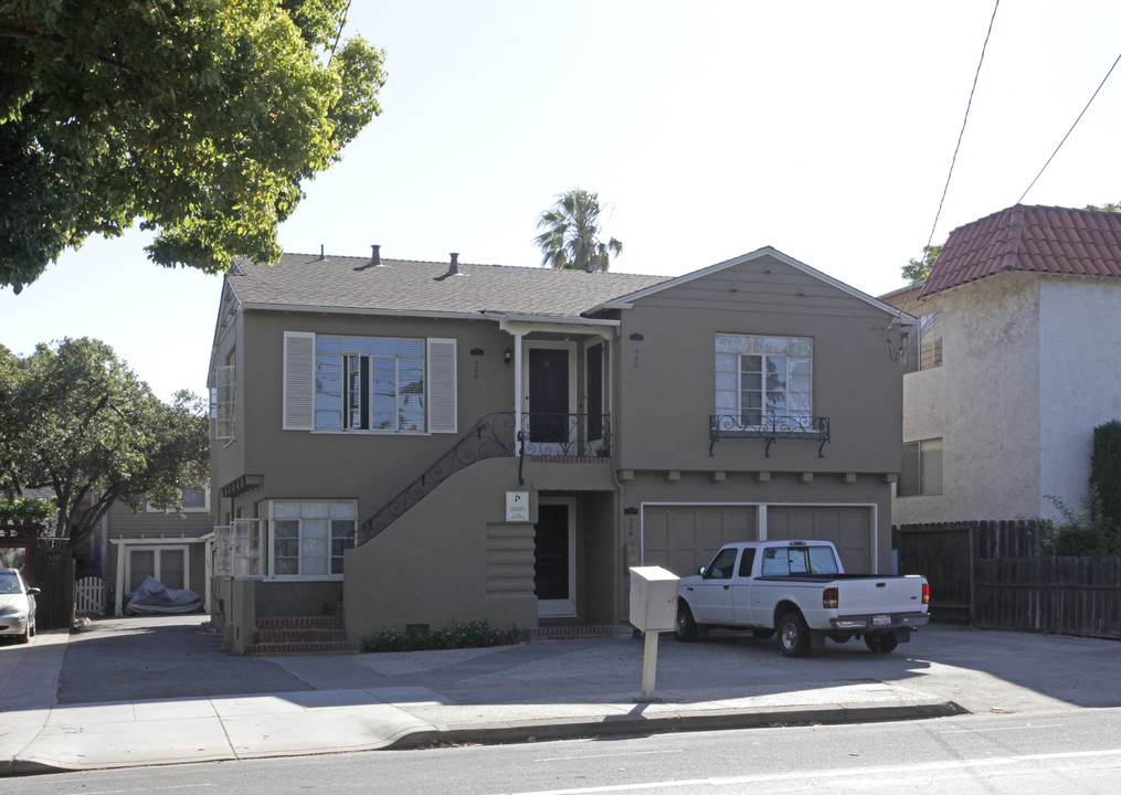 536-542 S 7th St in San Jose, CA - Foto de edificio