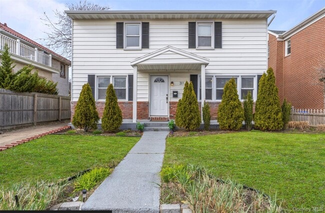 property at 311 W Penn St