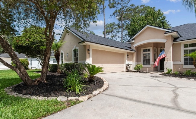 1912 Bluebonnet Way, Unit B309 in Orange Park, FL - Foto de edificio - Building Photo