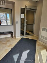 5705-5705 Long Valley Rd in Mississauga, ON - Building Photo - Building Photo