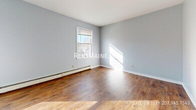 53 Valley View Ln, Unit B in Bangor, ME - Building Photo - Building Photo