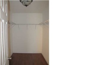 301 Lakeview Dr in Crestview, FL - Building Photo - Building Photo