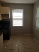 2009 W 68th St in Davenport, IA - Building Photo - Building Photo