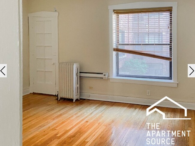 property at 2882 N Clark St