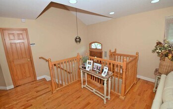 10 Jeffrey Ln in Great Neck, NY - Building Photo - Building Photo