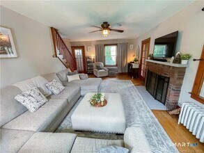 16 Meriden Ave in Meriden, CT - Building Photo - Building Photo