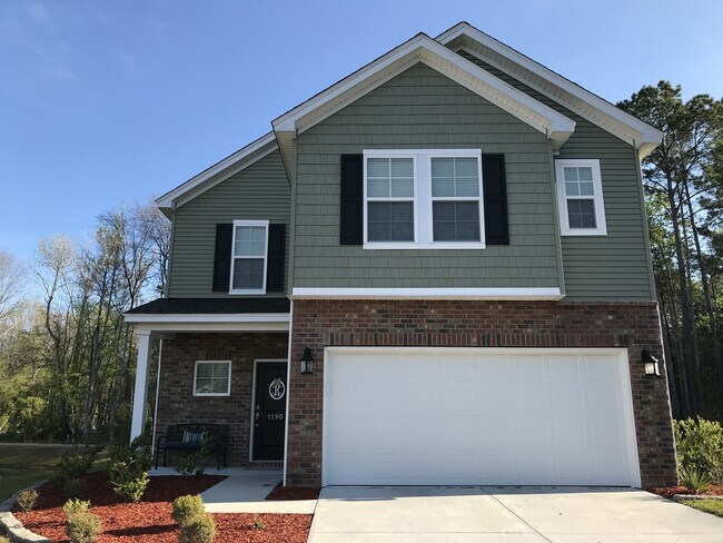 property at 1190 Triple Crown Ct