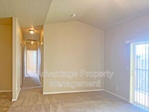 537 Catron St N in Monmouth, OR - Building Photo - Building Photo
