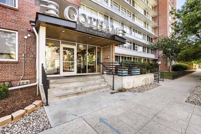 property at 1196 N Grant St