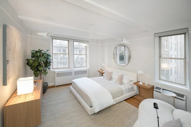 property at 66 W 12th St