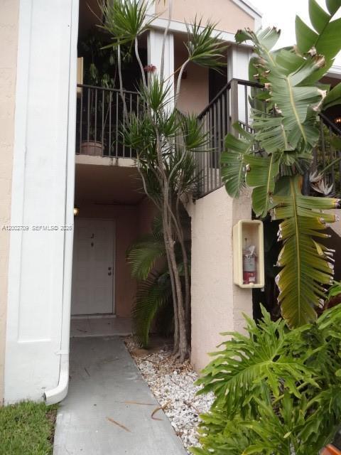 property at 1190 Washington Cir