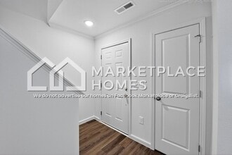 3526 Marksbury Dr in Greensboro, NC - Building Photo - Building Photo