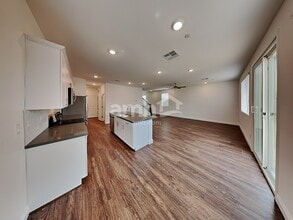 10081 Aconitum Ct in Las Vegas, NV - Building Photo - Building Photo